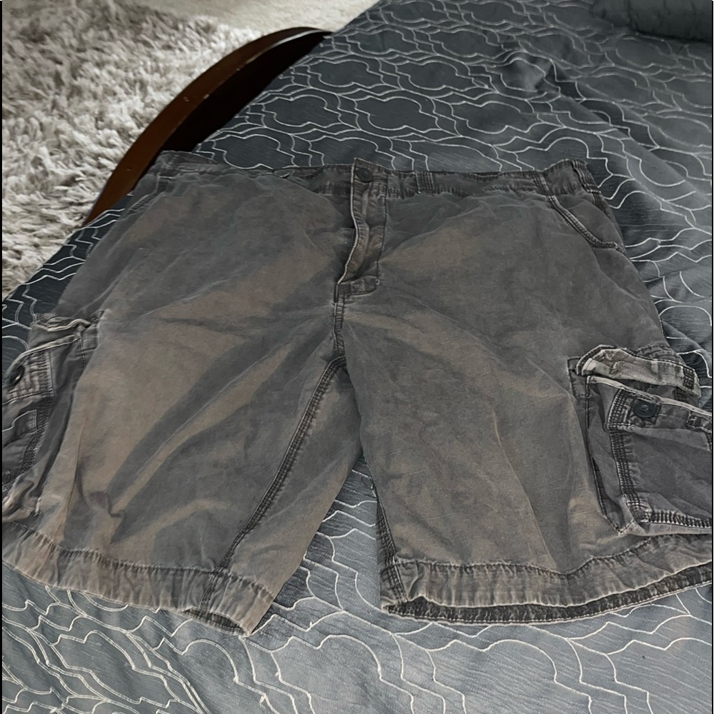 Roundtree and Yorke Cargo Shorts